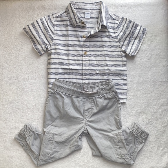 Old Navy Other - Gray outfit baby bundle (Carters & Old Navy)